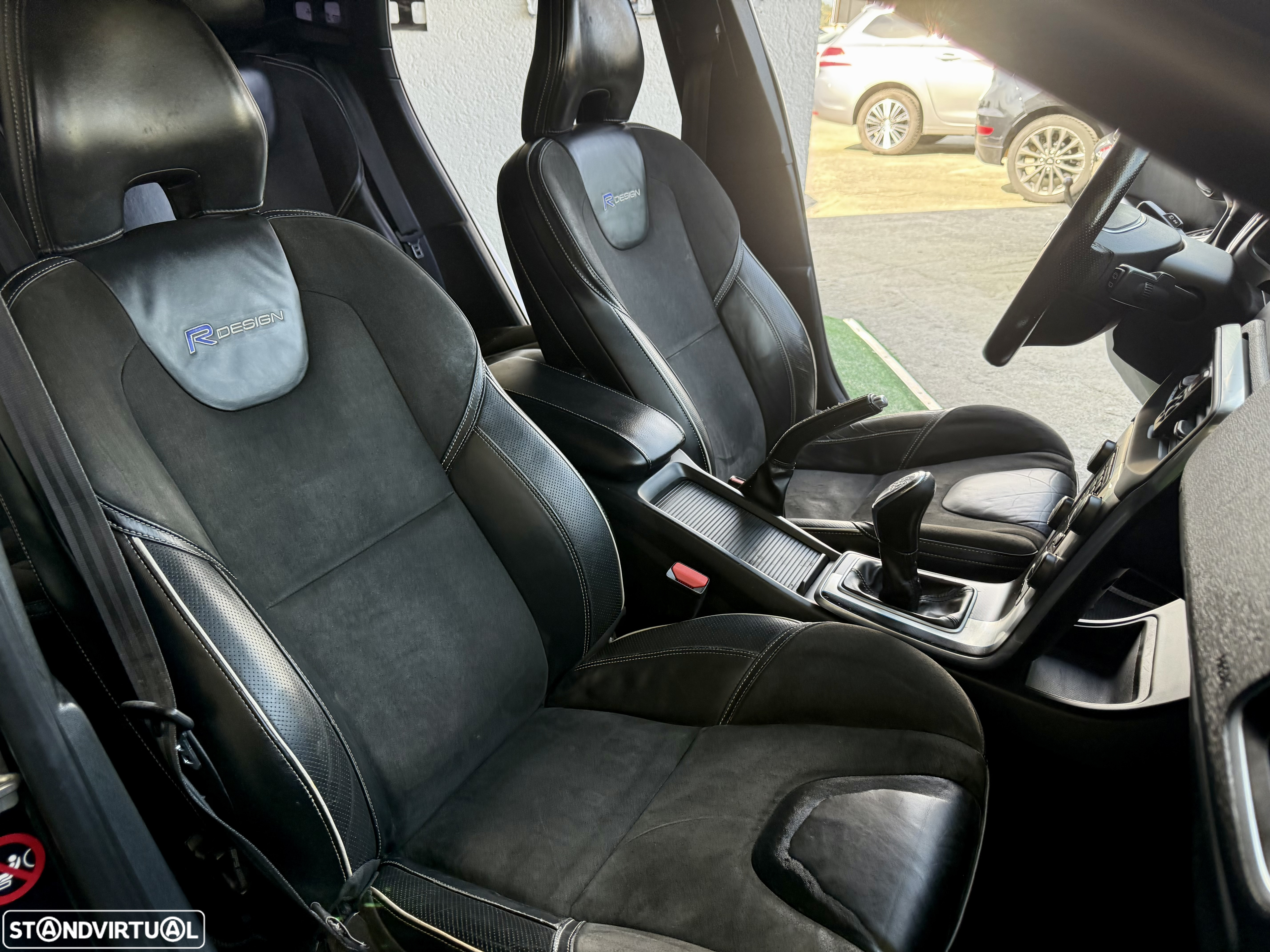 Volvo V40 1.6 D2 Eco R-Design - 7