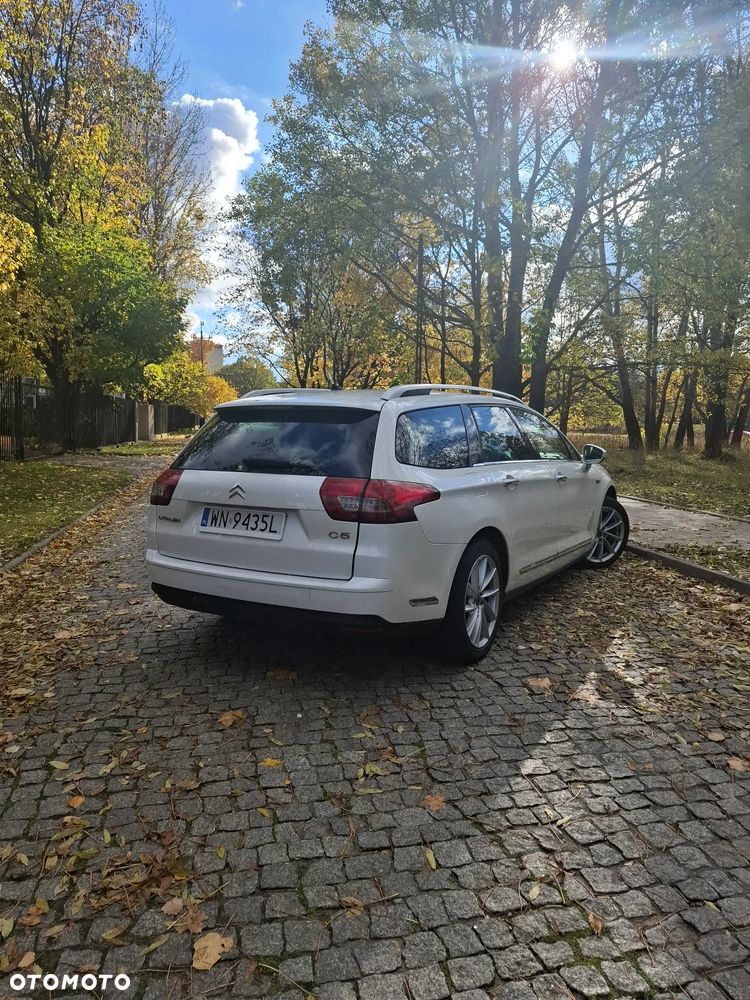 Citroën C5 Tourer HDi 165 FAP Business Class - 19