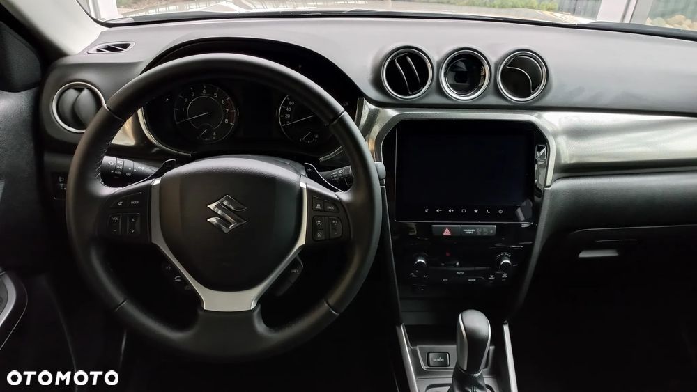 Suzuki Vitara 1.4 Boosterjet mHEV Elegance 2WD - 29