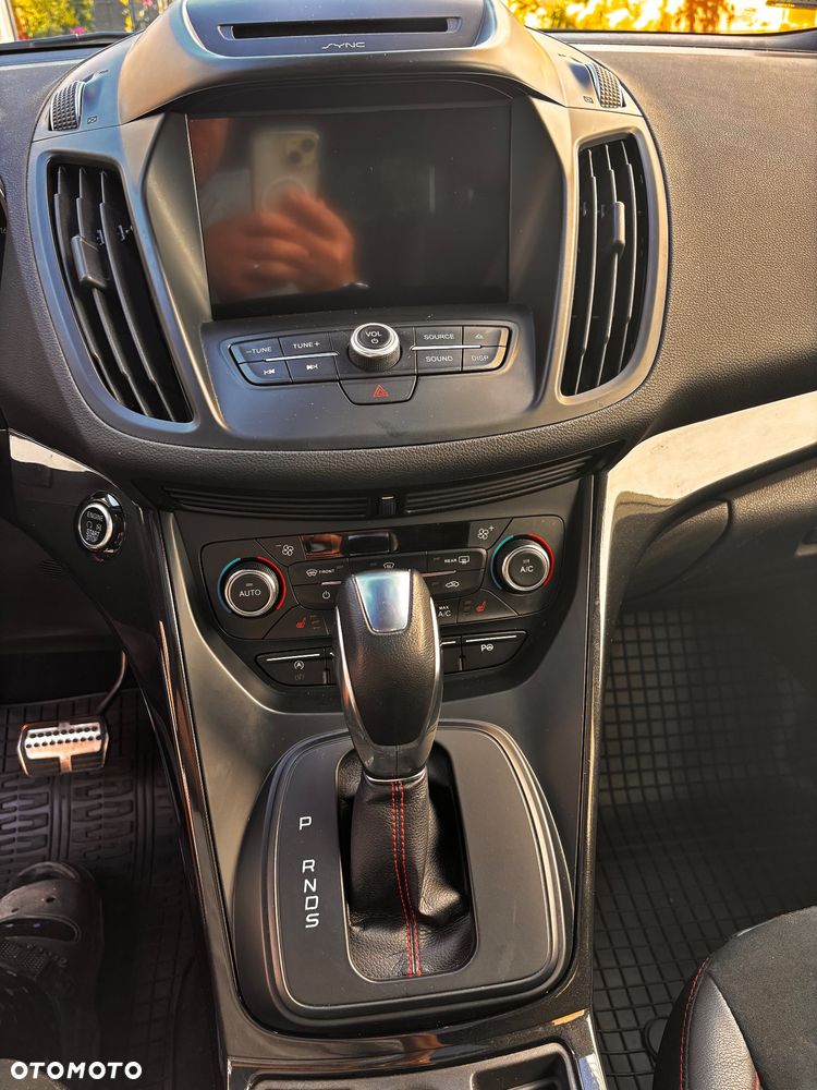Ford Kuga 2.0 TDCi AWD ST-Line - 13