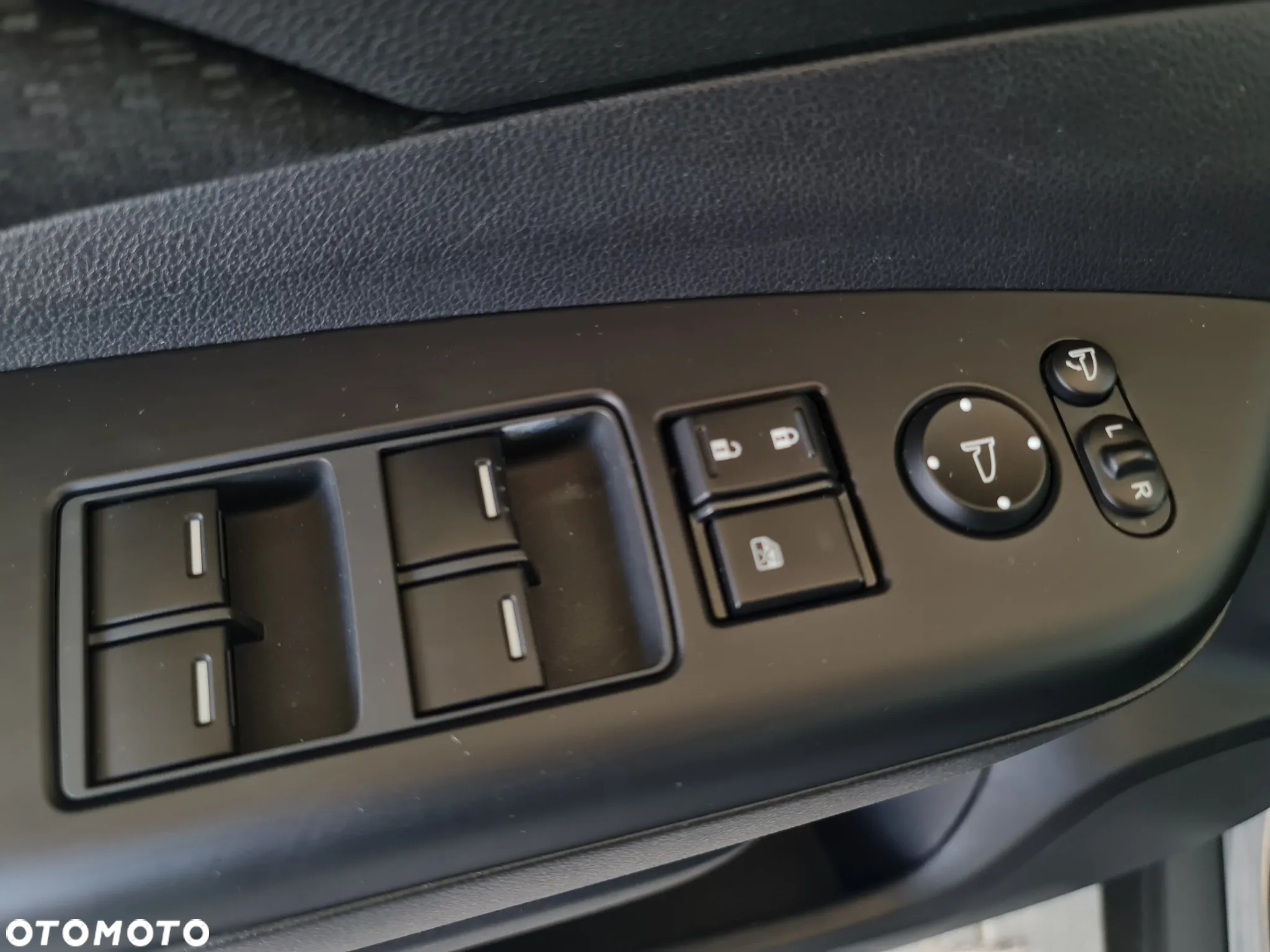 Honda CR-V 2.0i-VTEC 2WD Elegance - 33
