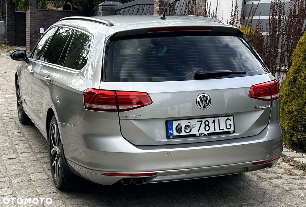 Volkswagen Passat 1.8 TSI BMT Comfortline - 34