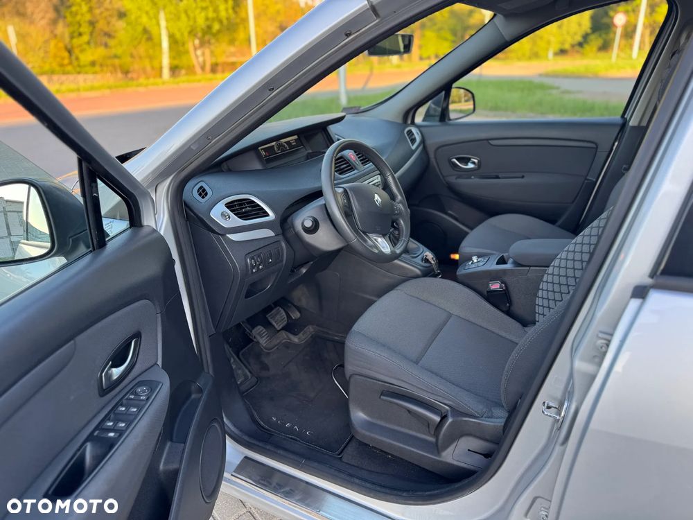 Renault Scenic 1.4 16V TCE Expression - 16