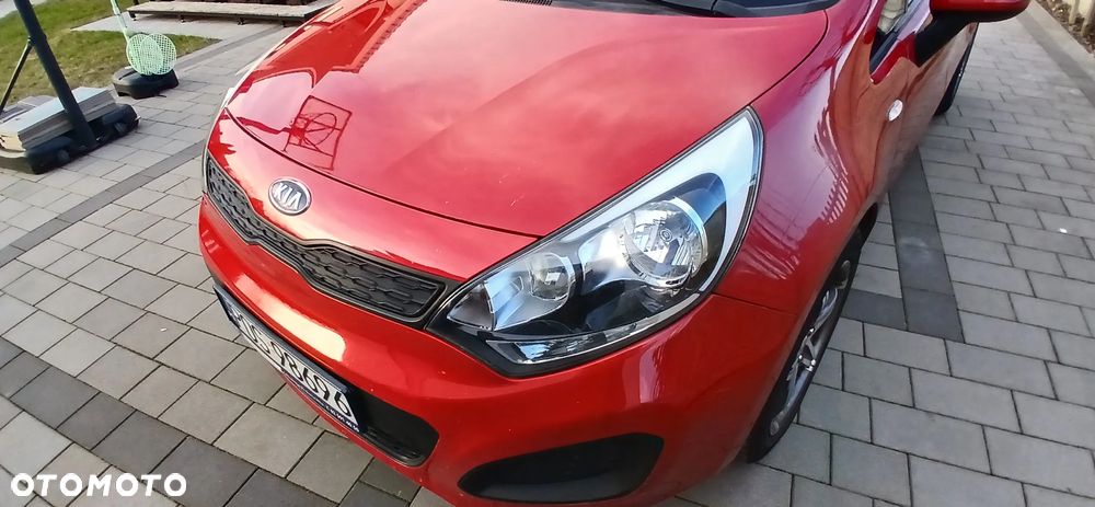 Kia Rio 1.4 crdi L - 17