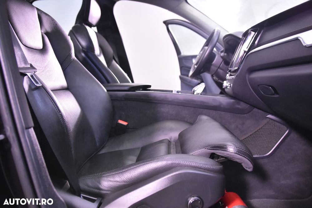 Volvo XC 60 T8 Twin Engine AWD Inscription - 11