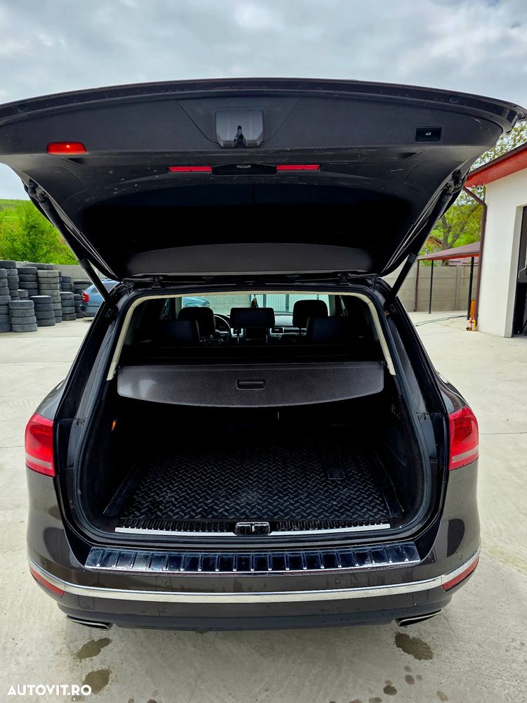 Volkswagen Touareg 3.0 V6 TDI BMT Terrain Tech - 11