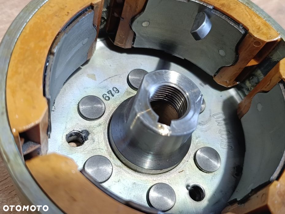 Magneto Yamaha SR 125 koło magnesowe iskrownik stator statora L3 - 8