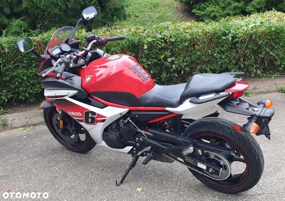 Yamaha XJ - 19