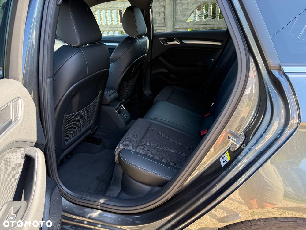 Audi A3 1.4 TFSI cylinder on demand ultra S line Sportpaket - 15