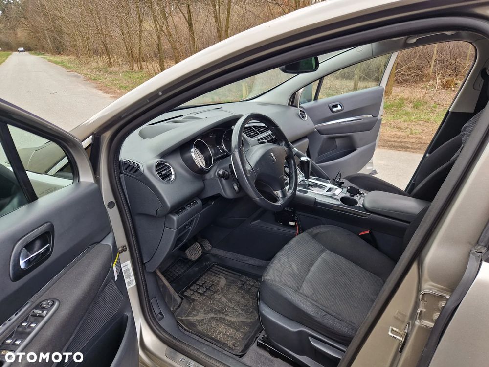 Peugeot 3008 - 23
