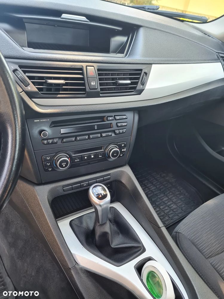 BMW X1 sDrive18i - 14