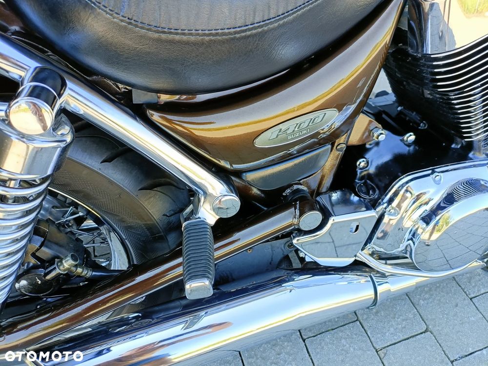 Suzuki Intruder - 3