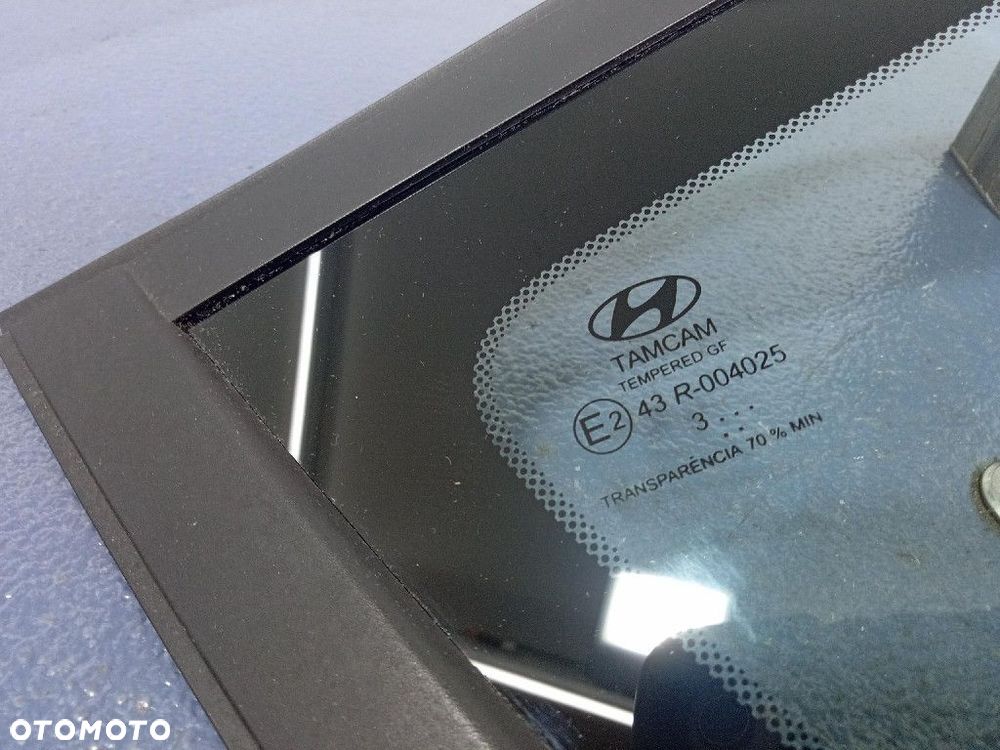 HYUNDAI BAYON SZYBA KAROSERYJNA PRAWY TYŁ 87820Q0710 - 3