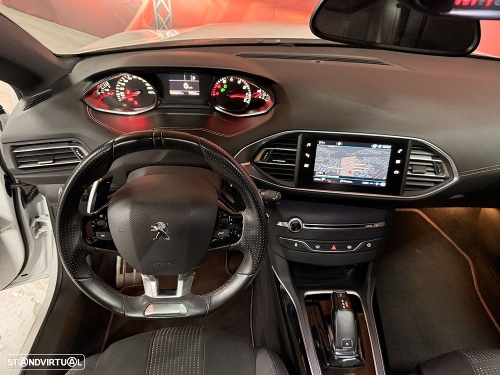 Peugeot 308 1.2 PureTech GT Line EAT8 - 9