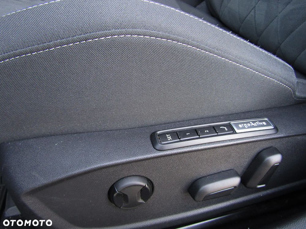 Volkswagen Golf VII 1.5 TSI BMT Highline DSG - 13