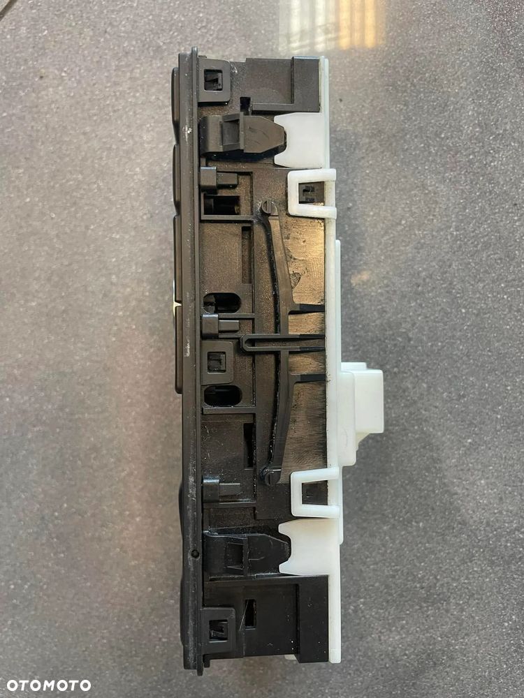 Scania NGS  Przełącznik / Panel sterowania szyb i lusterek - 3
