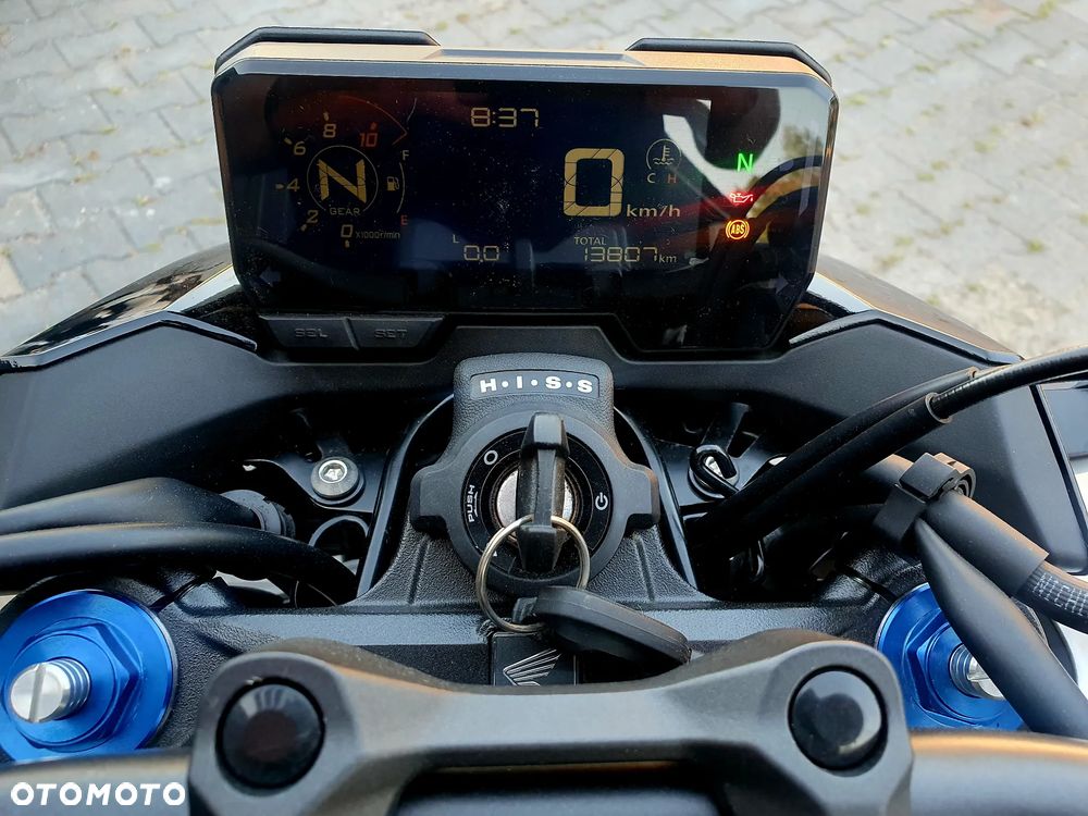 Honda CB - 15