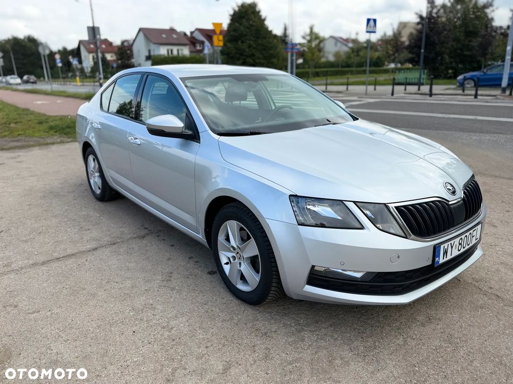 Skoda Octavia 1.6 TDI SCR Ambition - 2
