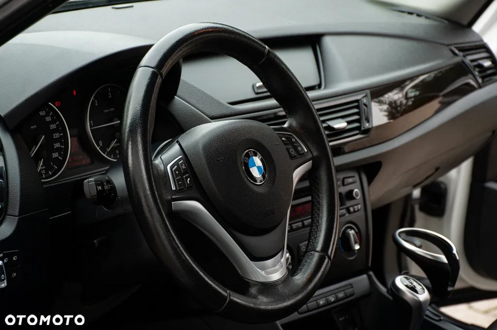 BMW X1 sDrive18d xLine - 5