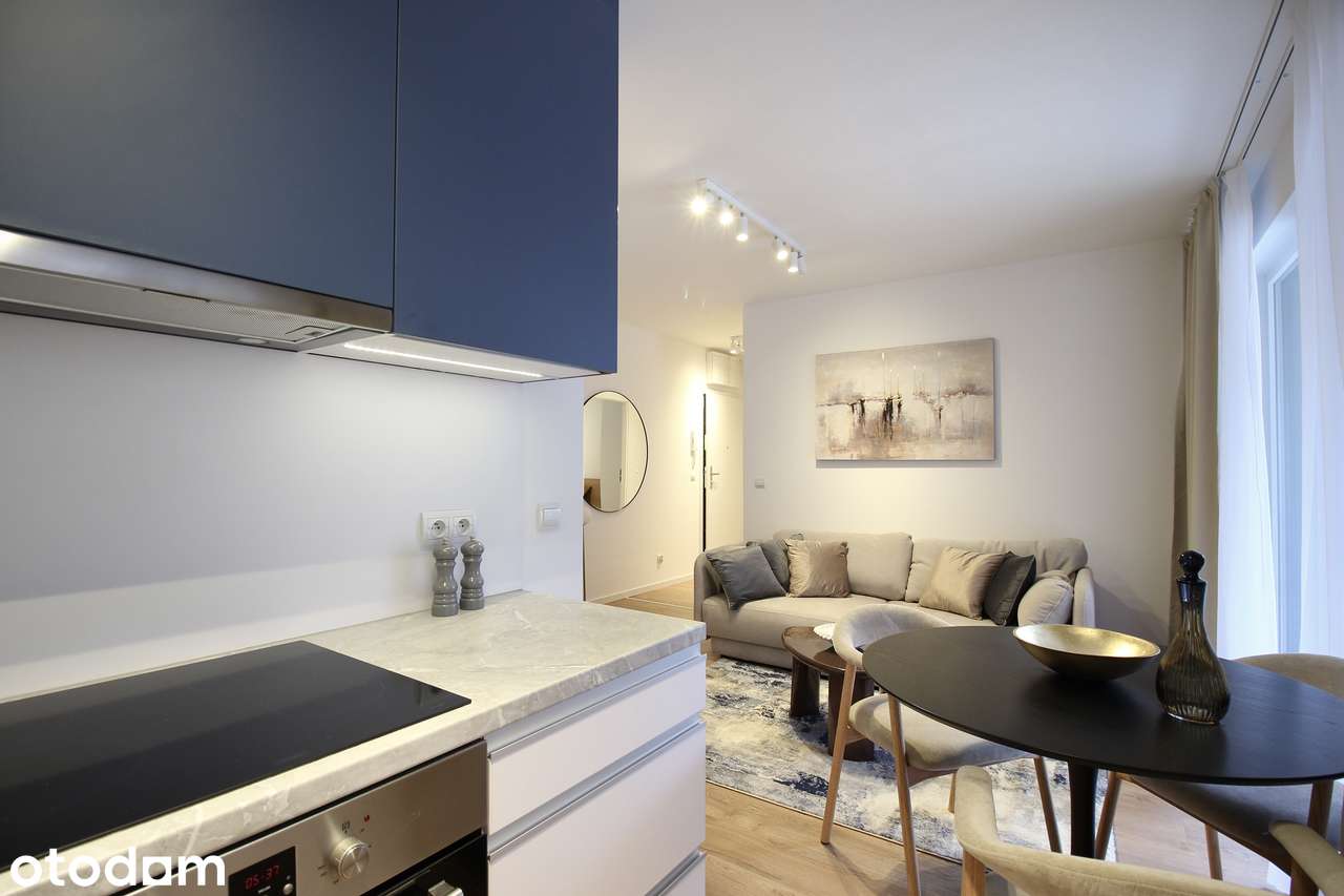 Dwupokojowe mieszkanie/Centrum/Parking/Duży Balkon