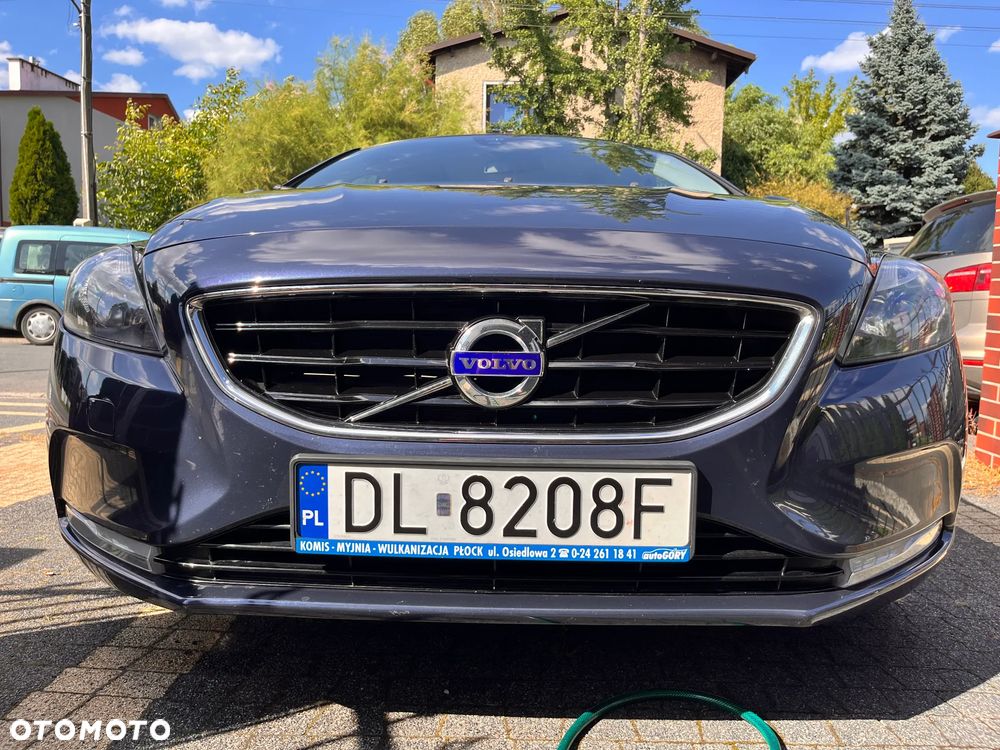 Volvo V40 D2 Momentum - 4