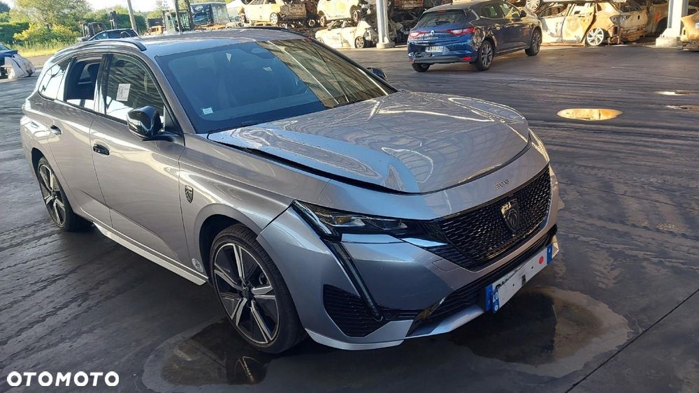 Peugeot 308 BlueHDi 130 EAT8 Stop & Start GT - 3