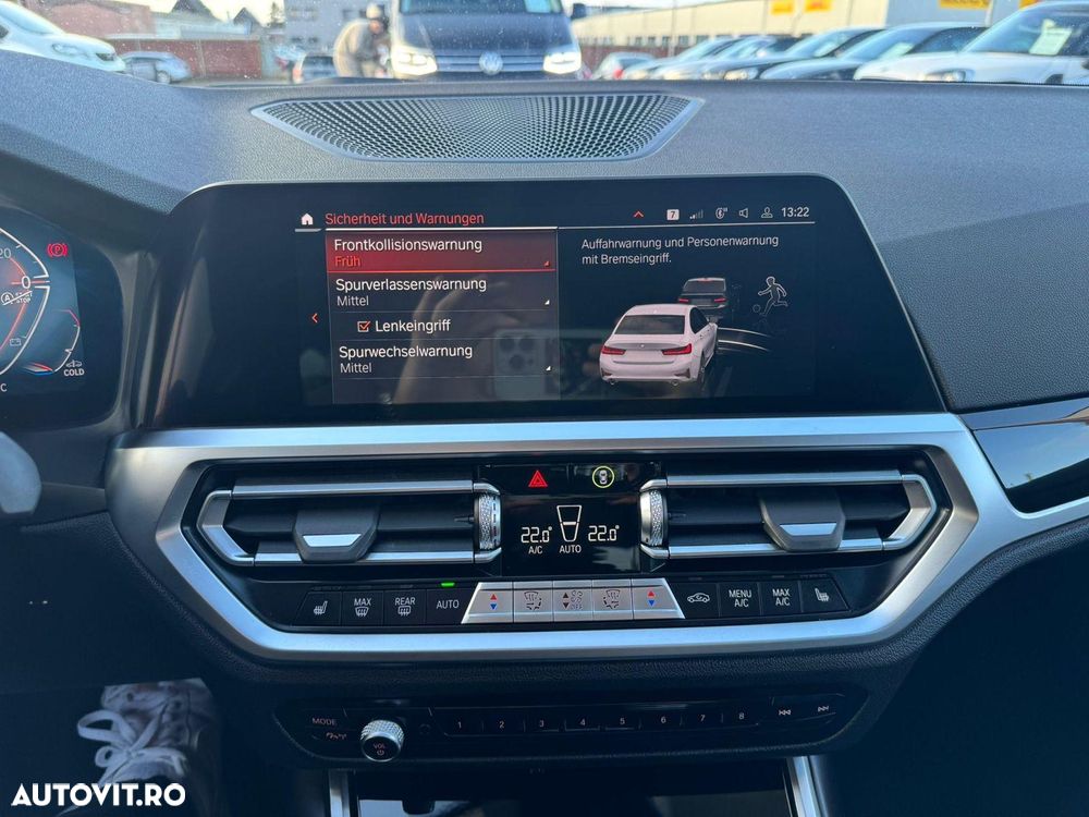 BMW Seria 3 320d xDrive Aut. Luxury Line - 15