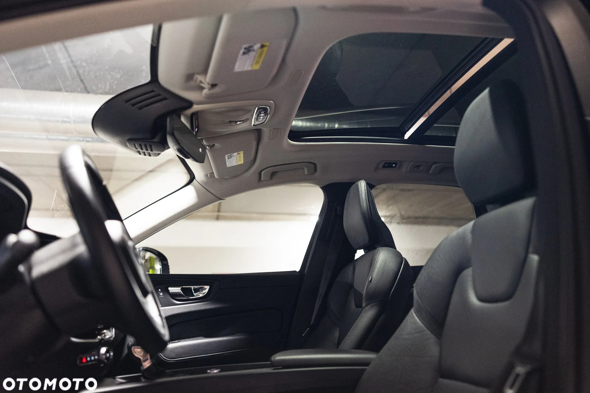 Volvo XC 60 B5 B AWD Ultimate Black Edition - 31