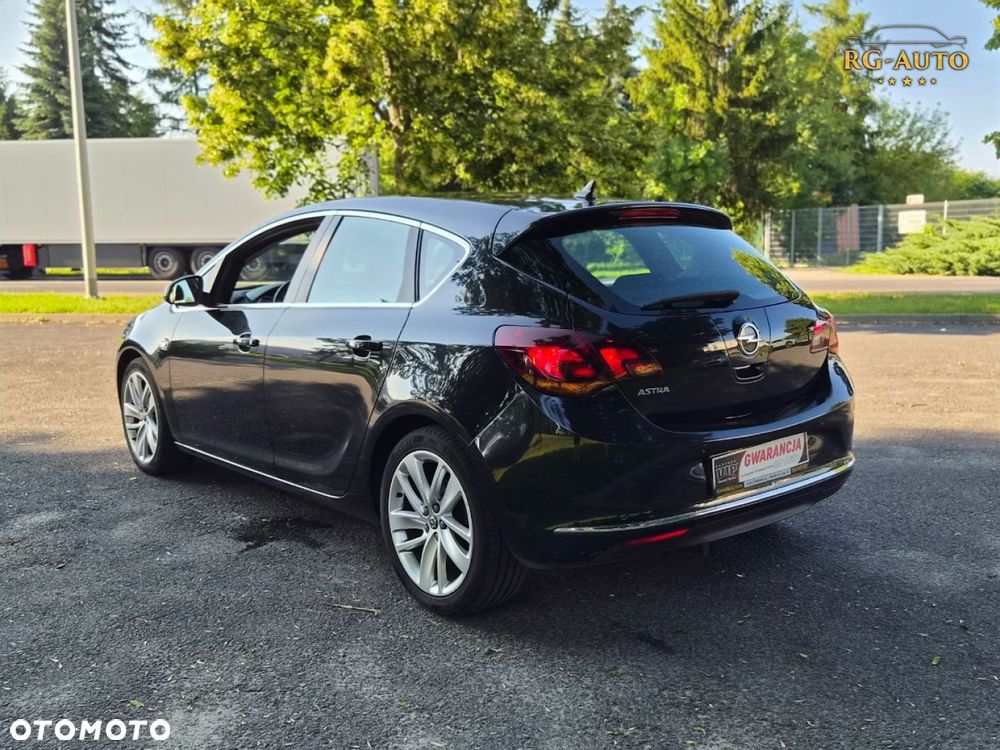 Opel Astra - 9