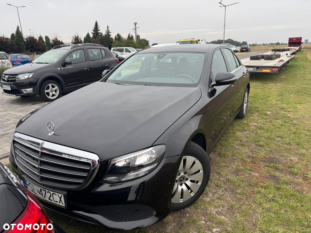 Mercedes-Benz Klasa E 200 d 9G-TRONIC Exclusive