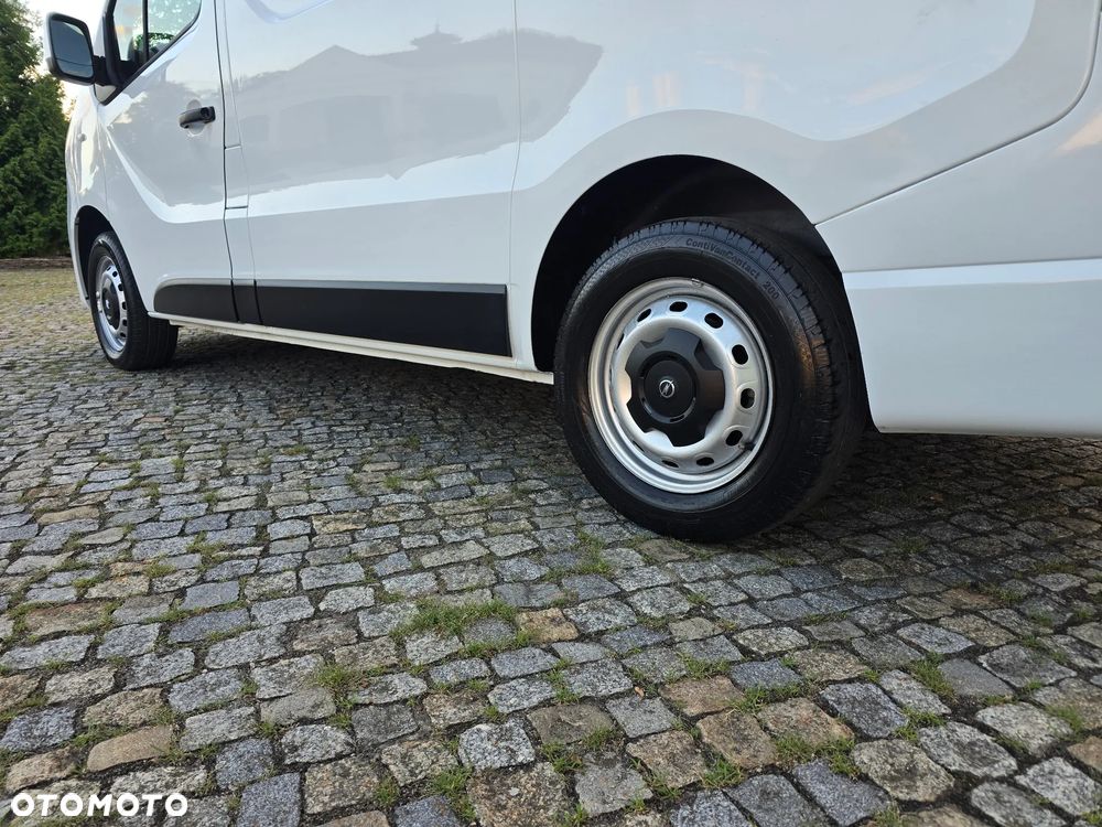 Opel Vivaro - 13