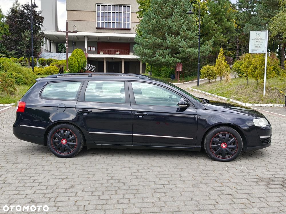Volkswagen Passat 1.9 TDI Comfortline Family - 11