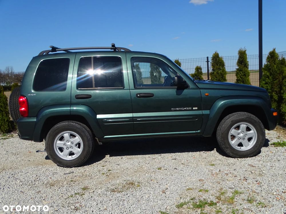 Jeep Liberty - 11