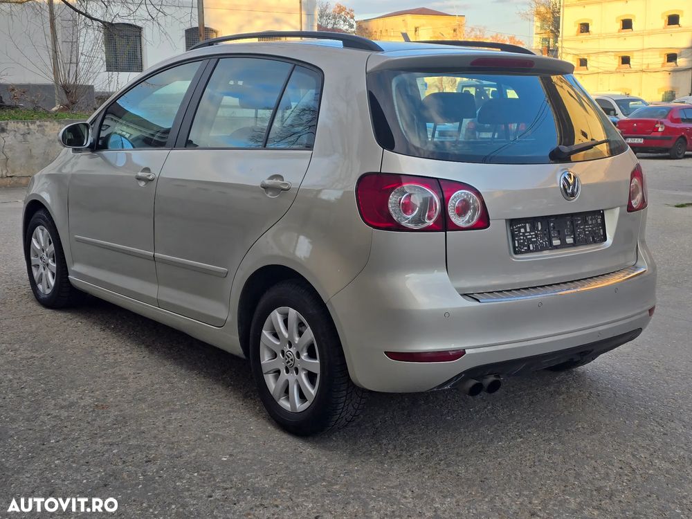 Volkswagen Golf Plus 1.4 TSI DSG Comfortline - 4