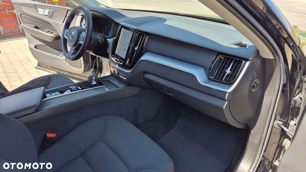 Volvo XC 60 T6 Plug-In Hybrid AWD Inscription Expression - 27