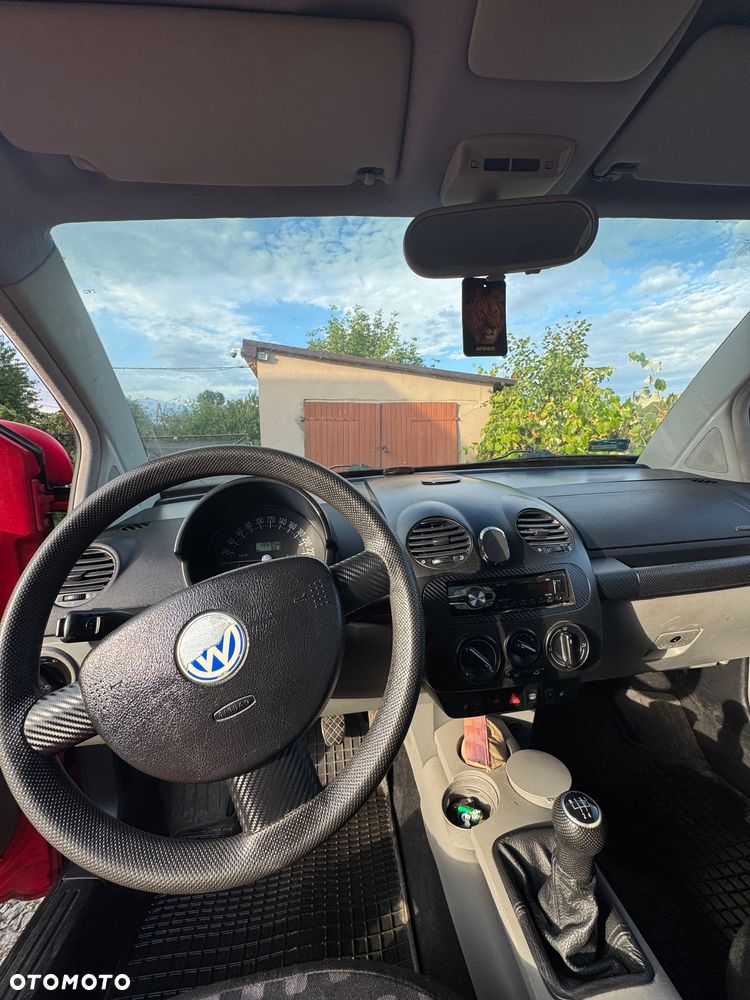 Volkswagen New Beetle 2.0 - 5
