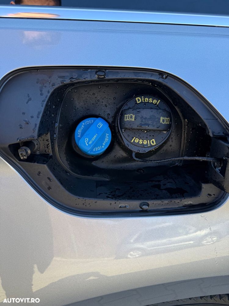 Volkswagen Passat 2.0 TDI DSG Comfortline - 18