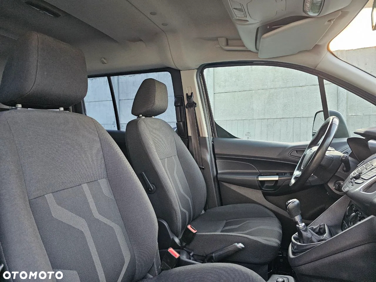 Ford Tourneo Connect - 19
