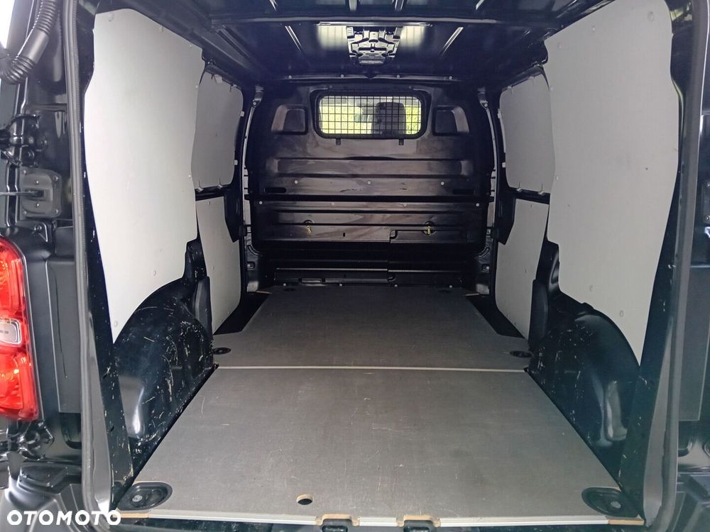 Toyota PROACE - 10