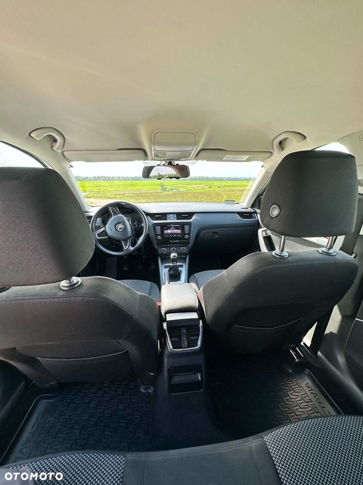 Skoda Octavia 1.4 TSI Ambition - 11
