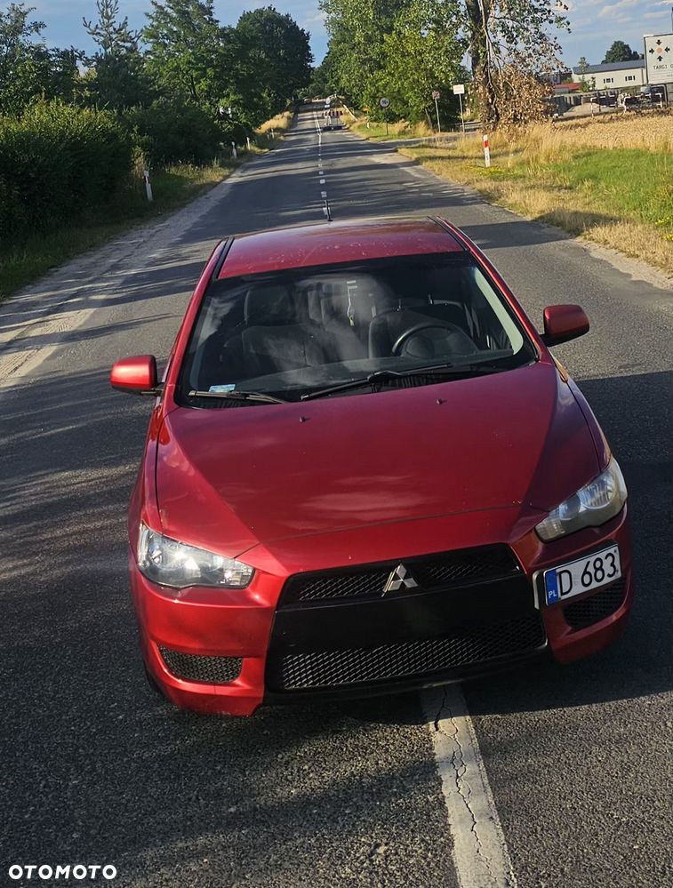 Mitsubishi Lancer - 1