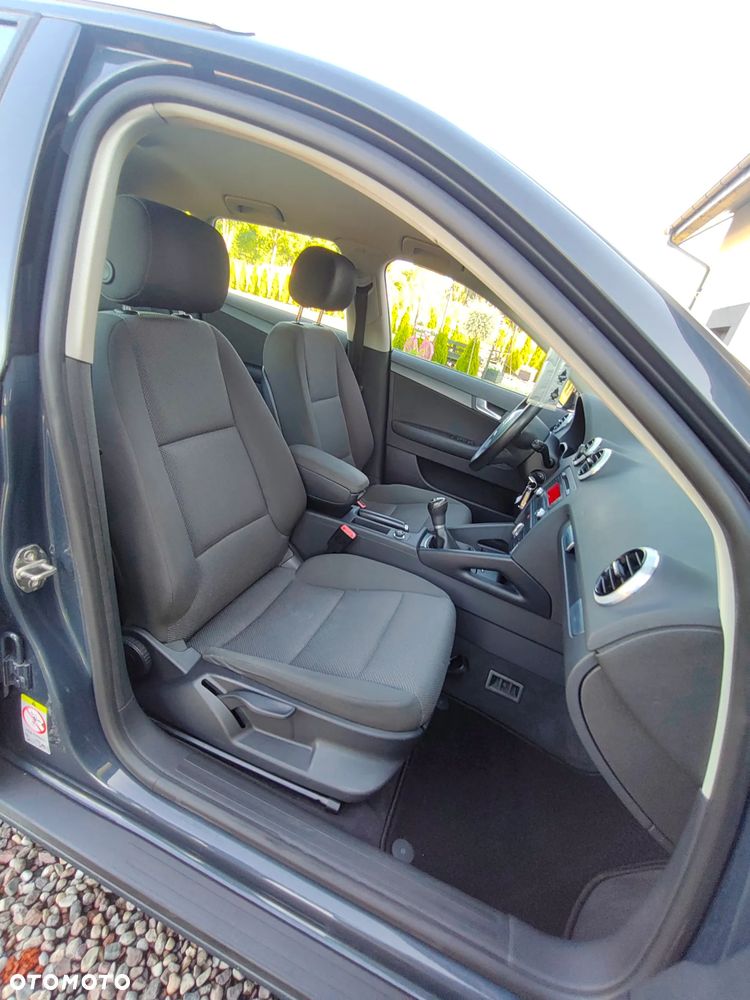Audi A3 Sportback 1.6 Ambiente - 10