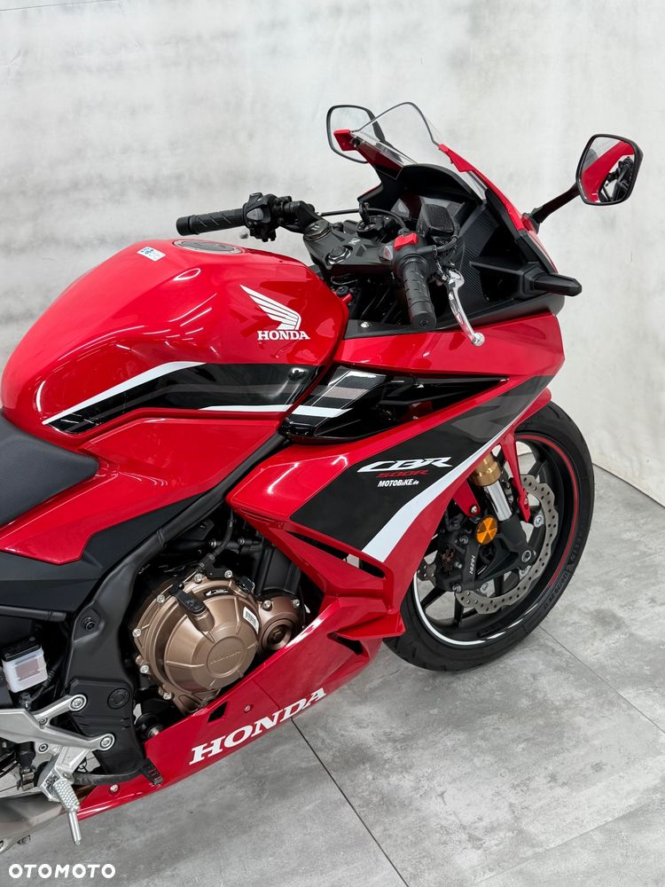 Honda CBR - 24