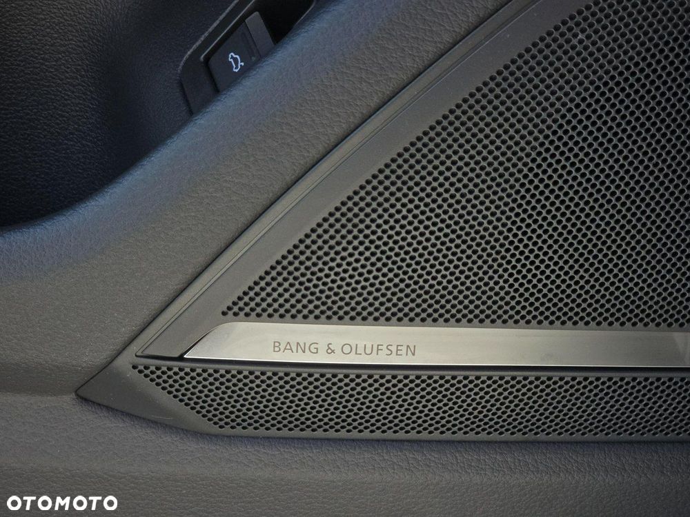 Audi A6 Allroad - 22