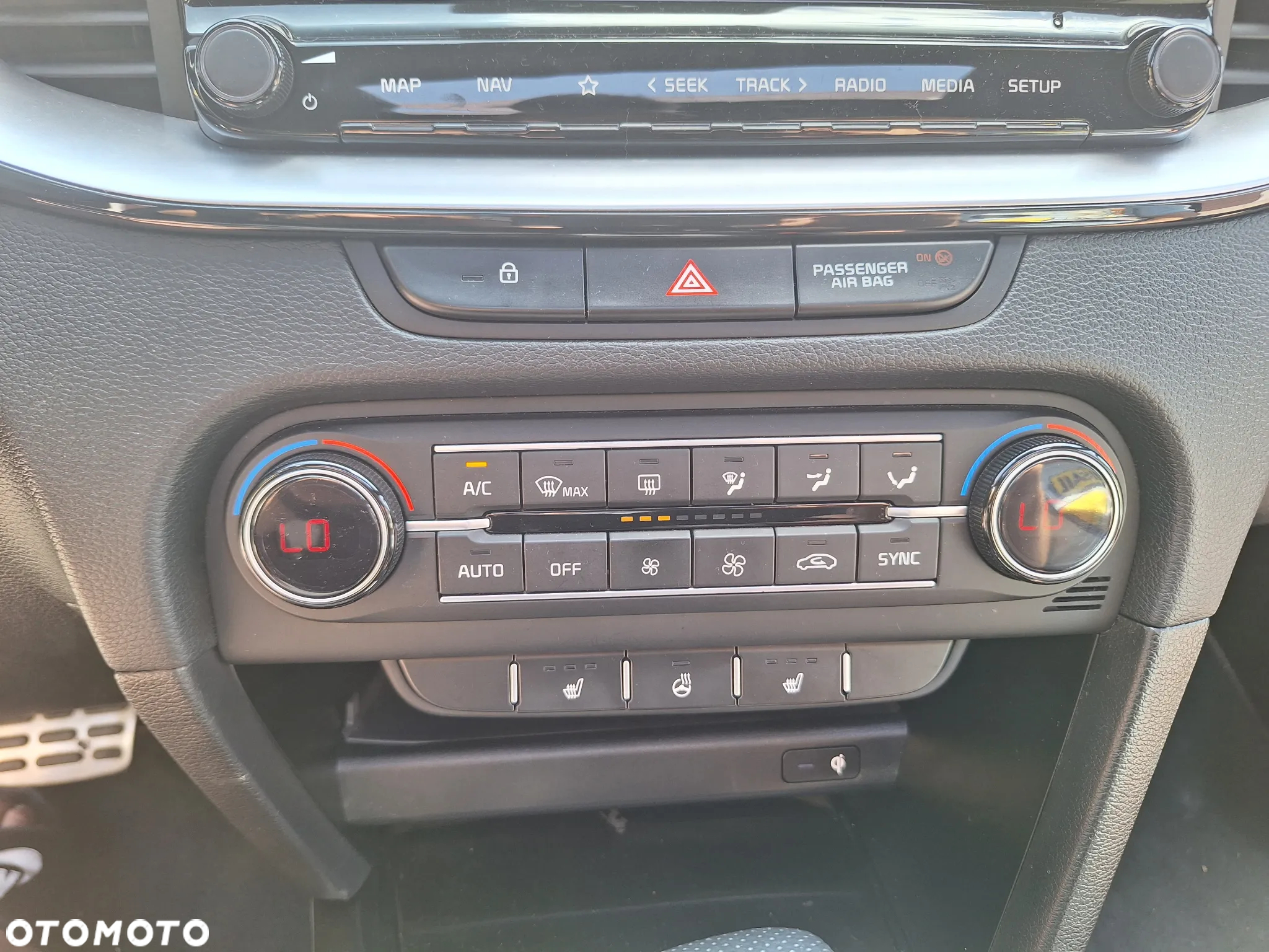 Kia Ceed 1.6 T-GDI GT DCT - 25