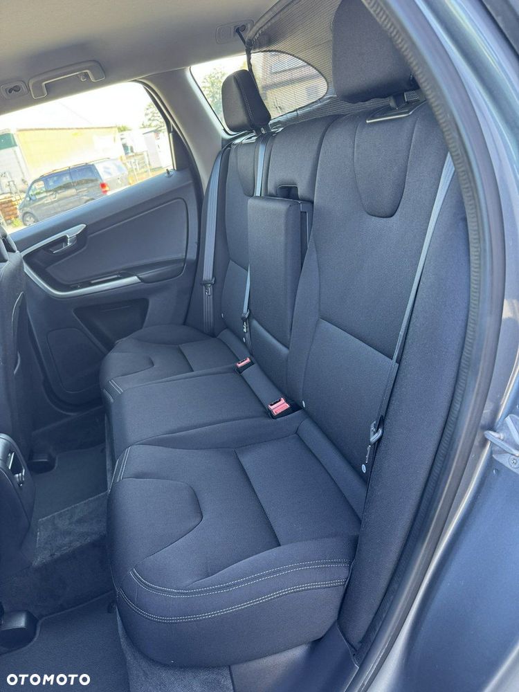 Volvo XC 60 - 25