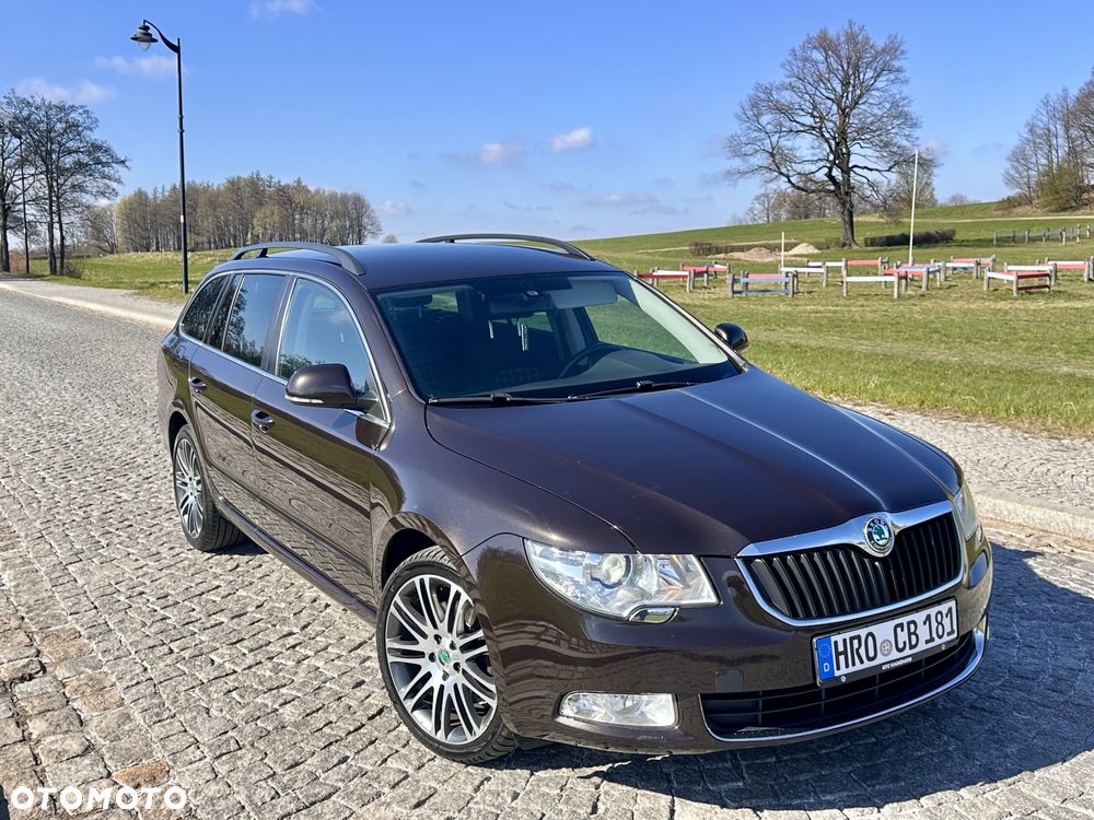 Skoda Superb 2.0 TDI DSG Exclusive - 16