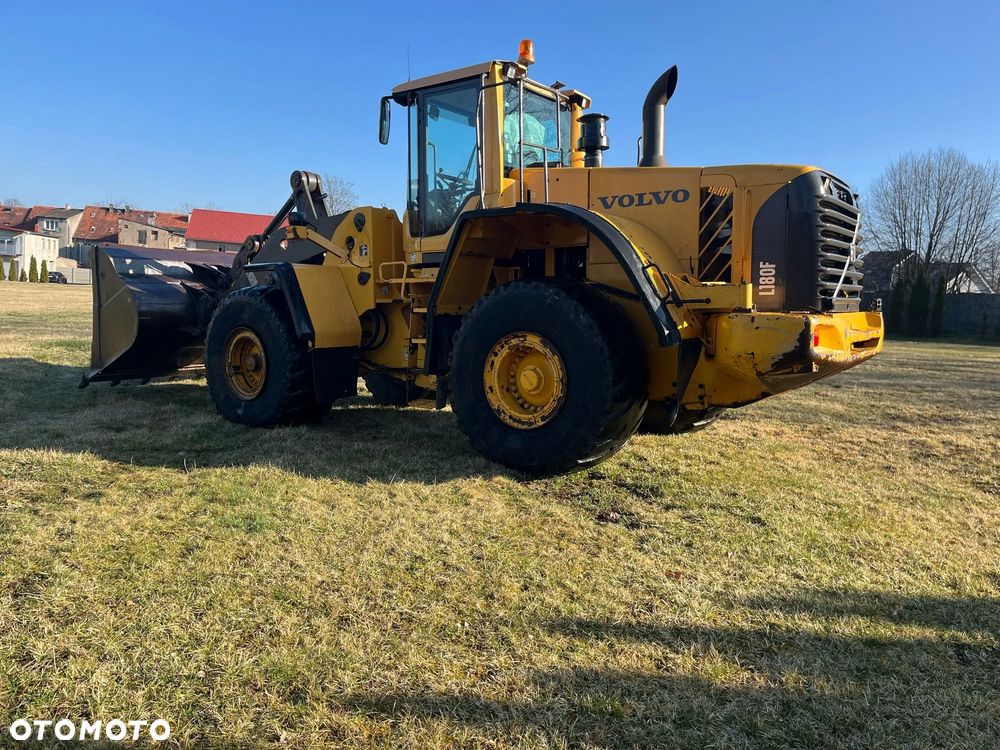 Volvo L180F - 12