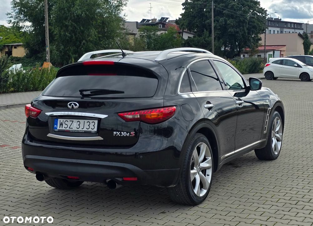 Infiniti FX FX30d S Premium - 10