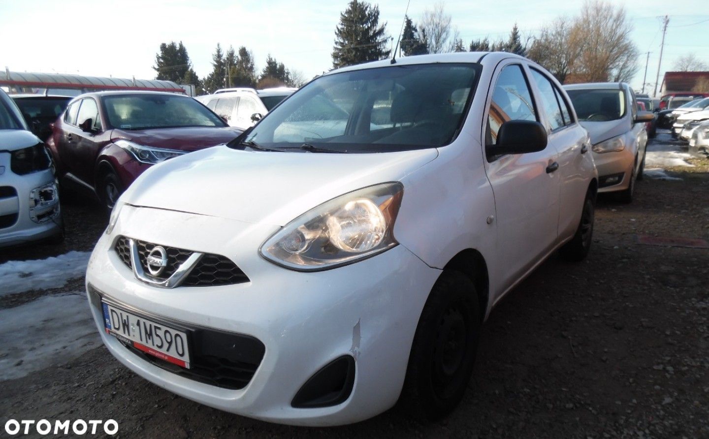 Nissan Micra - 1